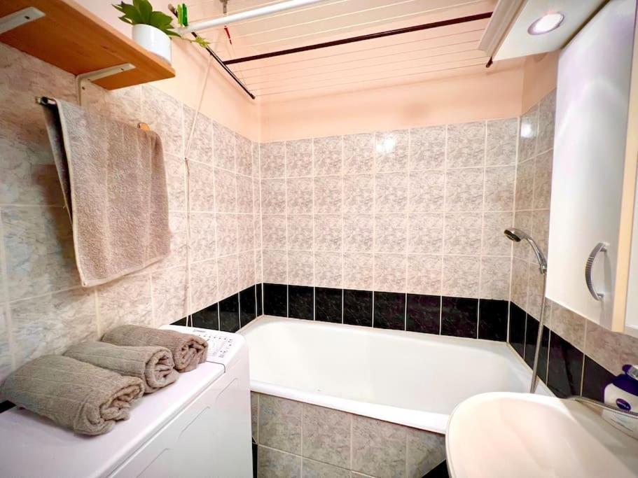 Pille Apartman Szeged Kültér fotó